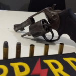 PM prende três suspeitos e apreende adolescente por tentativa de roubo no São José PM prende três suspeitos e apreende adolescente por tentativa de roubo no São José