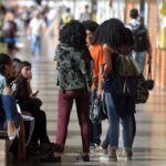 Estudantes com Fies podem suspender parcelas a partir de hoje Estudantes com Fies podem suspender parcelas a partir de hoje