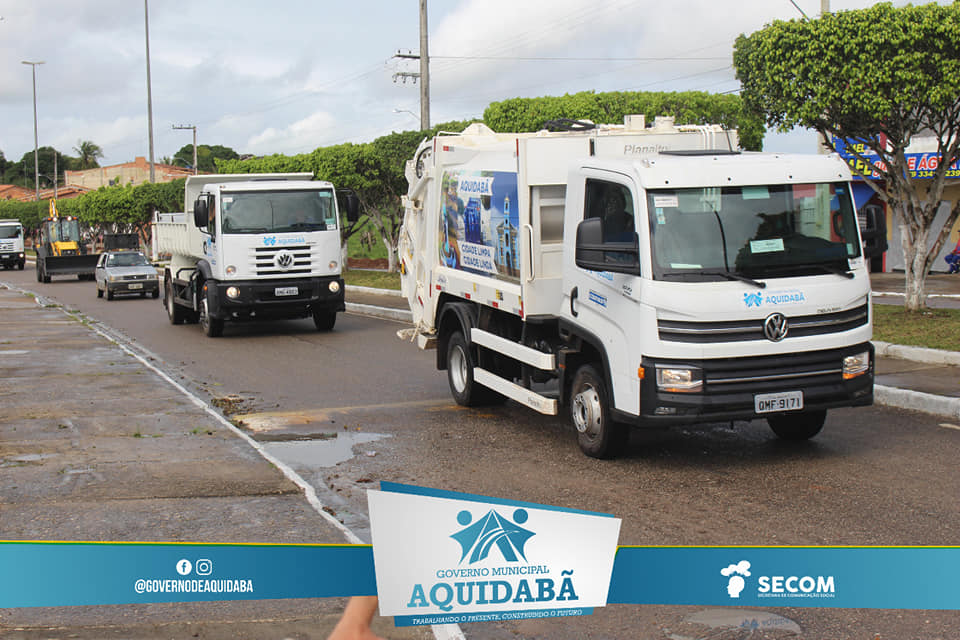 Prefeito Dr. Mário entrega 14 novos veículos à população