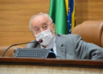 Luciano Bispo propõe vacinação da H1N1 para servidores da Alese
