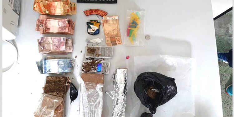 Polícia Militar prende homem por tráfico de drogas ilícitas em Neópolis