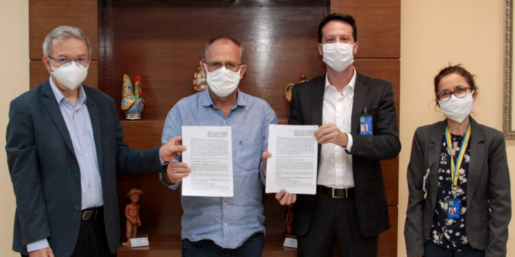 Estado celebra contratos com Banco do Brasil para reestruturação das rodovias que ligam Itabaianinha a Tobias Barreto e Campo do Brito a Lagarto