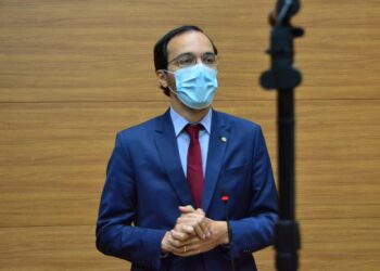 Georgeo volta a externar preocupação com Hospital João Alves