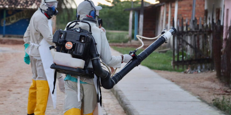 Prefeitura de São Cristóvão reforça atuação no combate ao  Zikavírus e alerta população sobre a doença