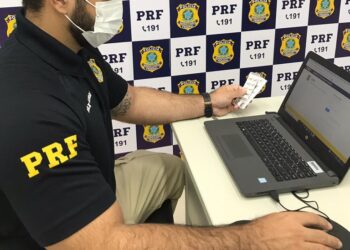 BR-235: PRF flagra mais três motoristas portando anfetamina