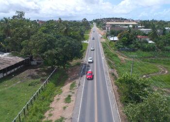 Belivaldo inaugura reestruturação da Rodovia João Bebe Água em São Cristóvão