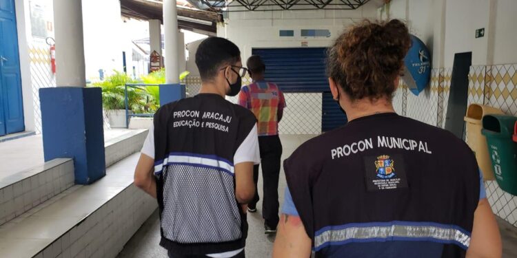 Procon Aracaju fiscaliza estabelecimentos de ensino técnico e profissionalizante