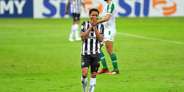 Atlético empata com a Chape e volta a perder pontos em casa no Brasileiro