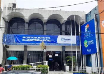 Prefeitura de Estância inicia entrega do cartão do BEM