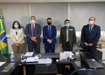 Com intermédio de Valdevan Noventa, Prefeito da Barra dos Coqueiros busca recursos para educação em Brasília
