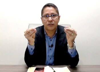 Ricardo Marques apresenta projeto para que placas de obras em Aracaju tenham mais transparência