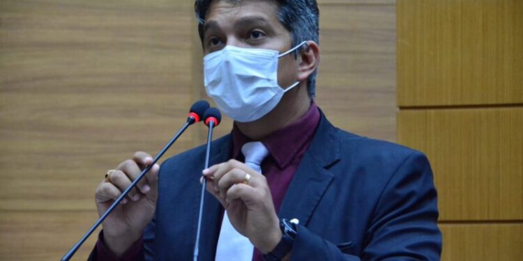 Dr. Samuel solicita inclusão dos profissionais da imprensa na vacinação contra a Covid-19