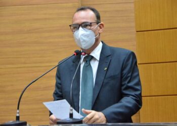 Zezinho cobra a contratualização entre PMA e HU por Unidade Materno-Infantil