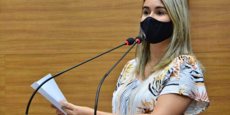 Kitty Lima pede ajuda para os profissionais do setor de eventos