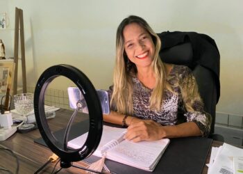 Sheyla Galba cobra da Prefeitura contratualização da Unidade Materno Infantil e mais estrutura nas UBS
