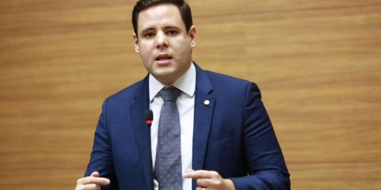Compliance: Rodrigo Valadares comemora aprovação da lei em Sergipe