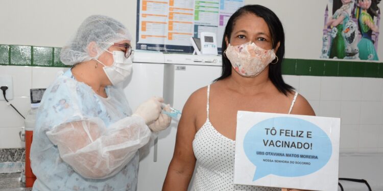 Covid-19: pessoas com 57 anos já estão sendo vacinadas em Nossa Senhora do Socorro