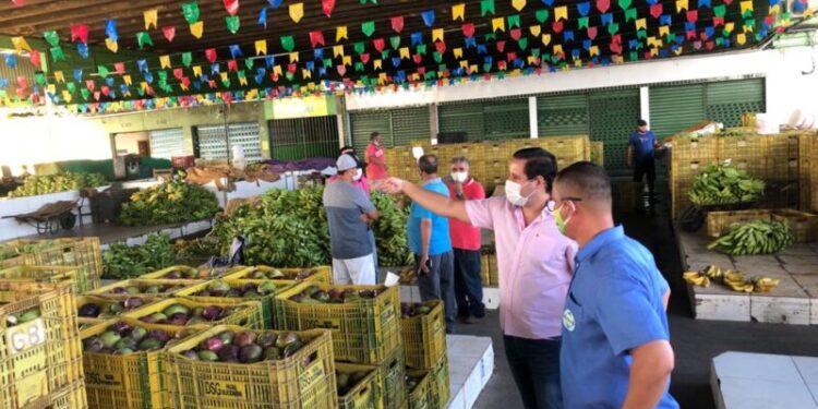 Rodrigo Valadares visita Ceasa de Aracaju, reconhece trabalho de nova gestão e lamenta situação em Itabaiana