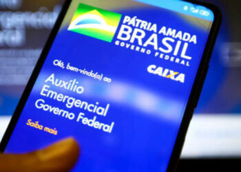 Trabalhadores nascidos em março podem sacar auxílio emergencial