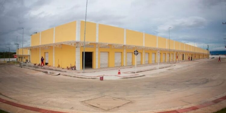 Ainda sem previsão de funcionamento, Adailton busca soluções para a Ceasa de Itabaiana