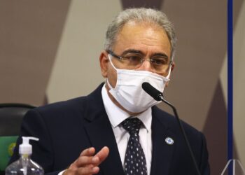 Queiroga: Copa América no Brasil não traz risco adicional de covid-19