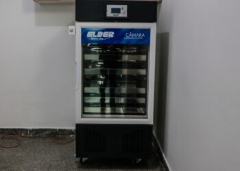 Saúde entrega câmaras de conservação de vacinas a 35 municípios