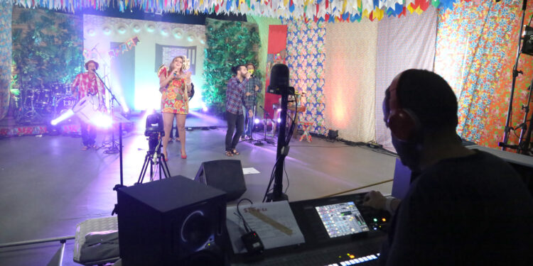 Segunda noite de exibição do Forró Caju em Casa 2021 tem programação eclética