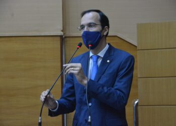 Georgeo pede mais duas categorias no plano de vacinação