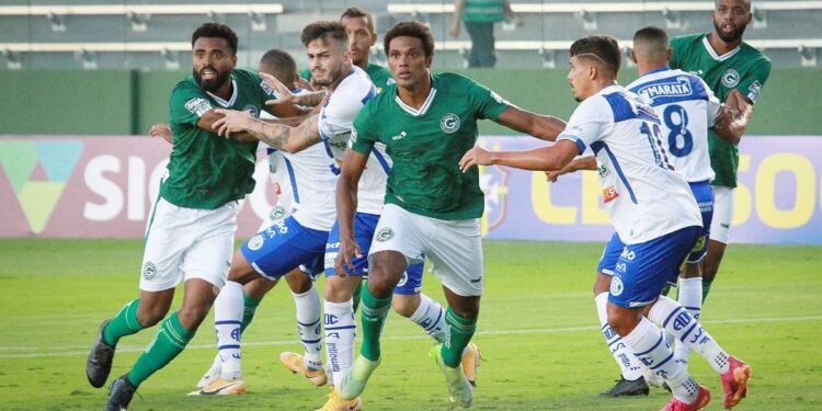 Série B: Goiás derrota Confiança por 2 a 0