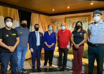 Maria do Carmo pede e governador conversa com representantes do Movimento Polícia Unida