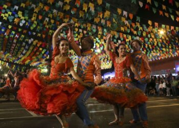 Festa na Roça lidera ranking de músicas de festas juninas