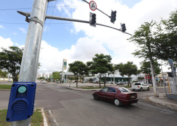 Semáforos inteligentes garantem melhoria na mobilidade urbana de Aracaju