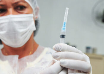 Prefeitura de São Cristóvão inicia vacinação de população de 54 a 59 anos neste sábado (05)