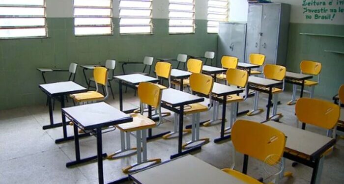 Escola fechada prejudica busca por emprego