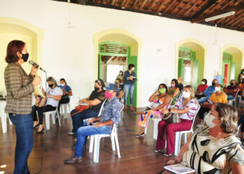 Secretaria de Educação reúne diretores com foco no retorno às aulas em São Cristóvão