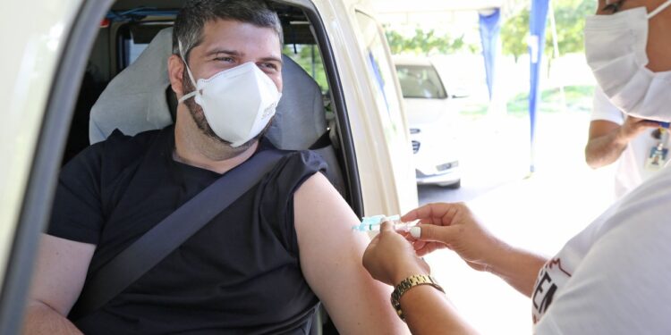 População de Aracaju acima de 40 anos deve ser vacinada até a próxima semana