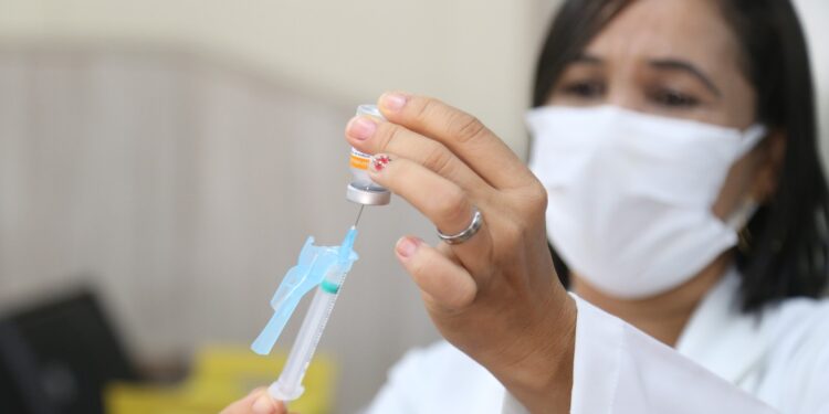 Covid-19: em Sergipe, 23 municípios estão sem vacina para primeira dose