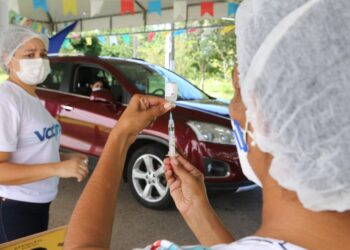 Com plantão no fim de semana, Aracaju ultrapassa 25% da população vacinada