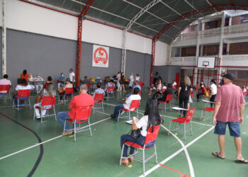 Aracaju vacinou 8.207 pessoas contra a covid-19 nesta quinta-feira, 17