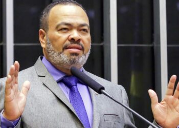 Após ser internado em UTI, deputado Valdevan fará cirurgia no coração em São Paulo