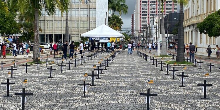 Movimento Polícia Unida homenageia colegas mortos em razão da profissão