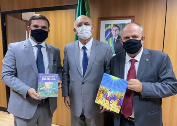 Belivaldo Chagas se reúne com ministro da Educação em busca de liberação de recursos