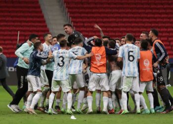 Com vitória nos pênaltis, Argentina alcança final da Copa América