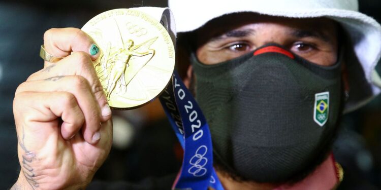 Atletas devem ser acompanhados por psicólogos, defendem especialistas