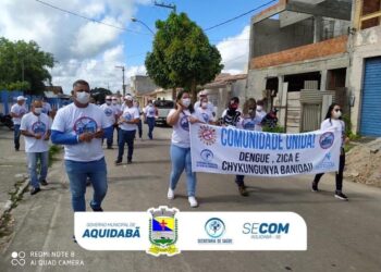 Prefeitura de Aquidabã realiza caminhada com mensagem de conscientização a população no Combate Dengue