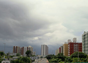 Semana será de tempo parcialmente nublado com precipitações leves em Sergipe