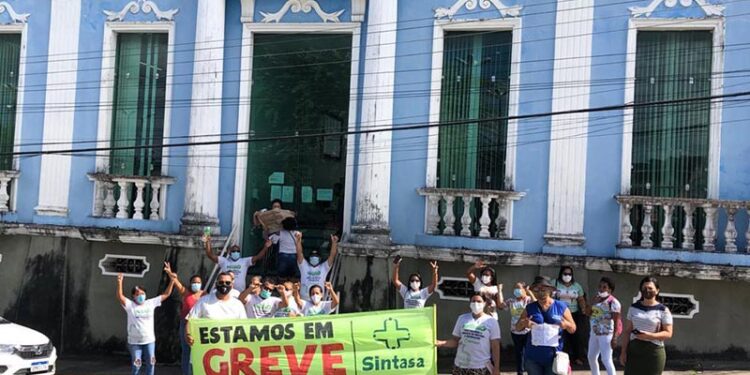 Quinto dia de greve conta com caminhada e apitaço em Maruim