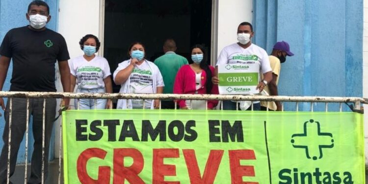 Trabalhadores da Saúde de Maruim em greve por atraso no salário