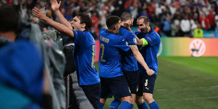 Bicampeã! Nos pênaltis, Itália vence a Inglaterra na final da Eurocopa