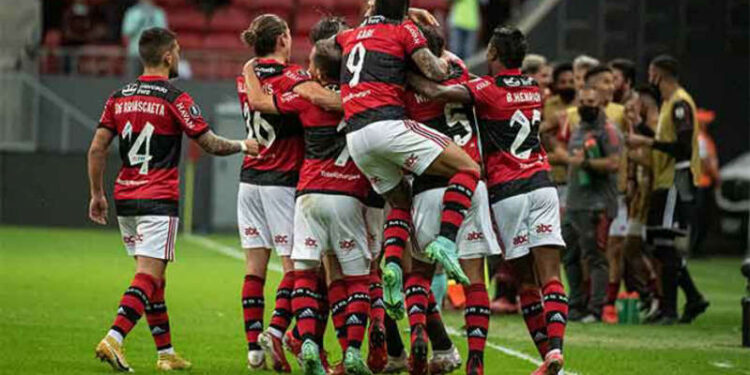 Libertadores: Flamengo goleia o Defensa y Justicia, avança e pode encarar rival brasileiro nas quartas